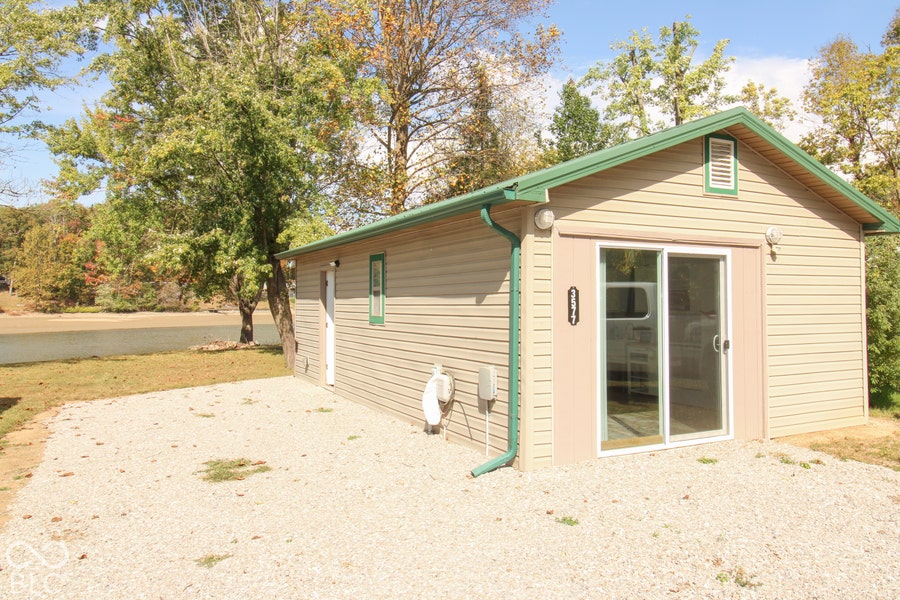 Property photo for 3577 Laughton Court, North Vernon, IN
