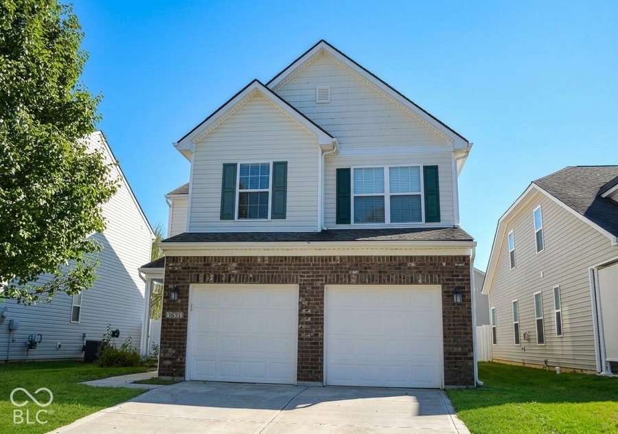 Property photo for 1887 Lakecrest Drive, Columbus, IN
