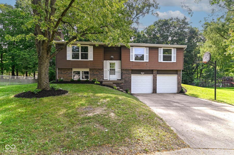 Property photo for 9109 Thrushwood Court, Indianapolis, IN