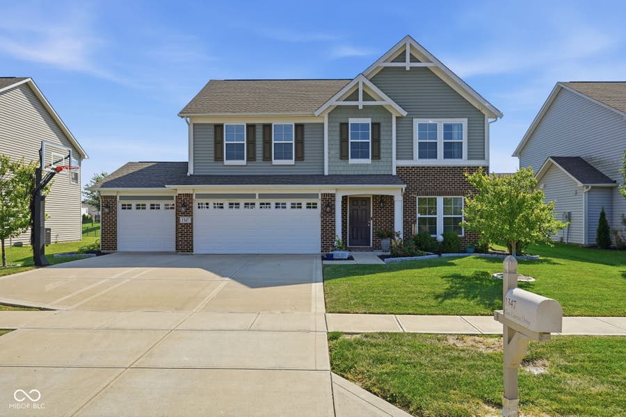 Property photo for 1347 Glen Canyon Drive, Greenwood, IN