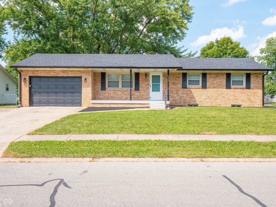 Property photo for 100 Merlin Drive, Franklin, IN