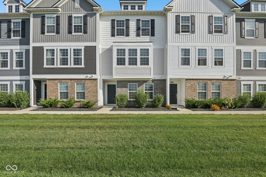 Property photo for 707 Axford Bay Drive, Westfield, IN