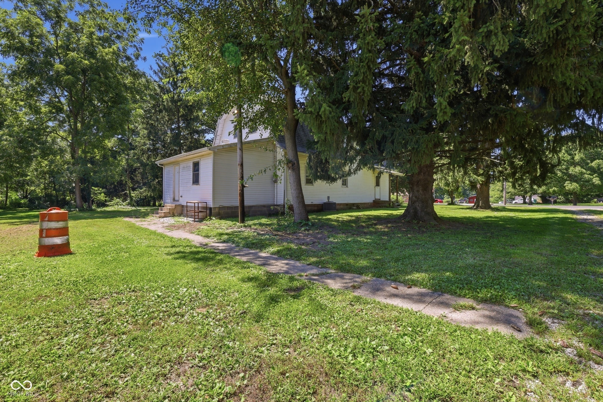 8071 S State Road 75, Coatesville, IN 46121 8071 S State Road 75, Coatesville, IN 46121