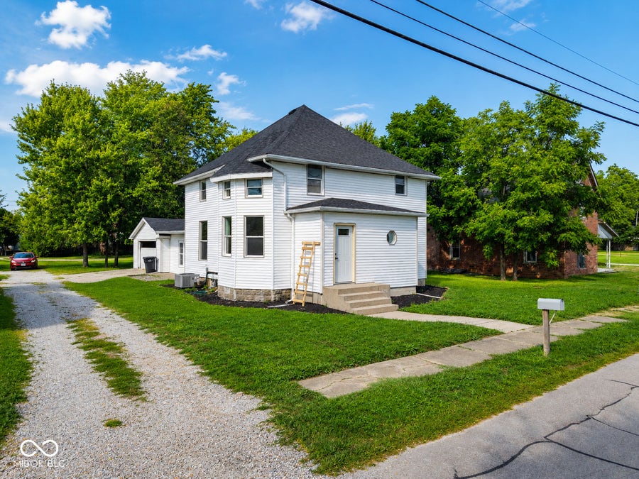 Property photo for 604 E Mill Street, Summitville, IN