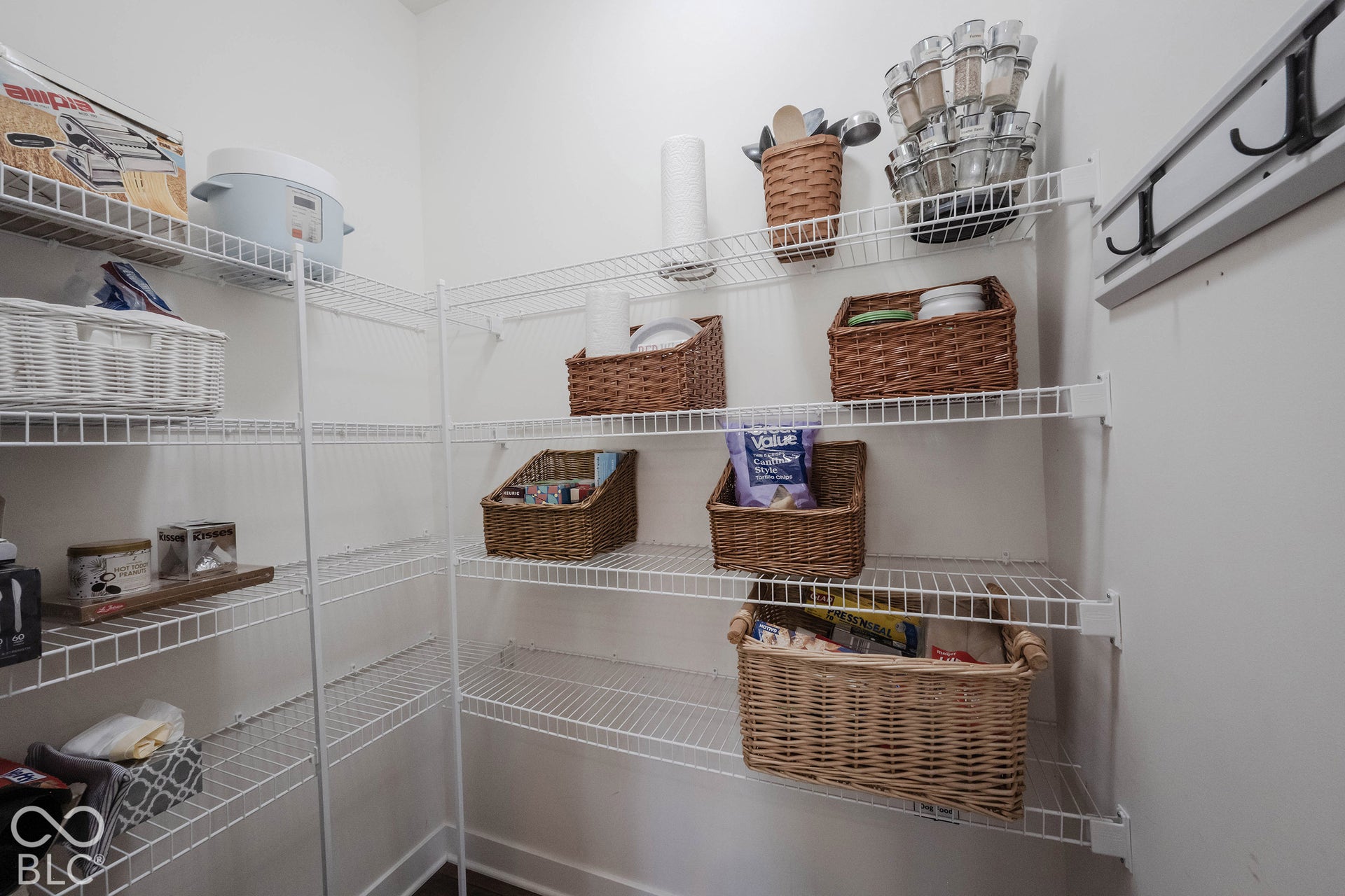 11614 Platt Street, Noblesville, IN 46060 A walk-in pantry provides ample storage space and convenience!