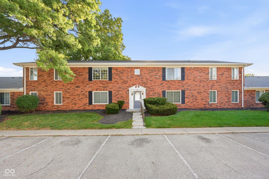 Property photo for 6407 Park Central Drive W, Indianapolis, IN