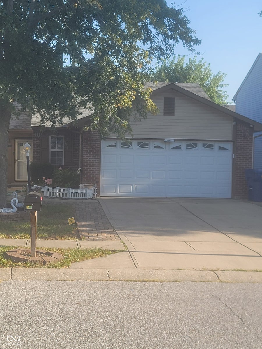 Property photo for 10322 Draycott Avenue, Indianapolis, IN