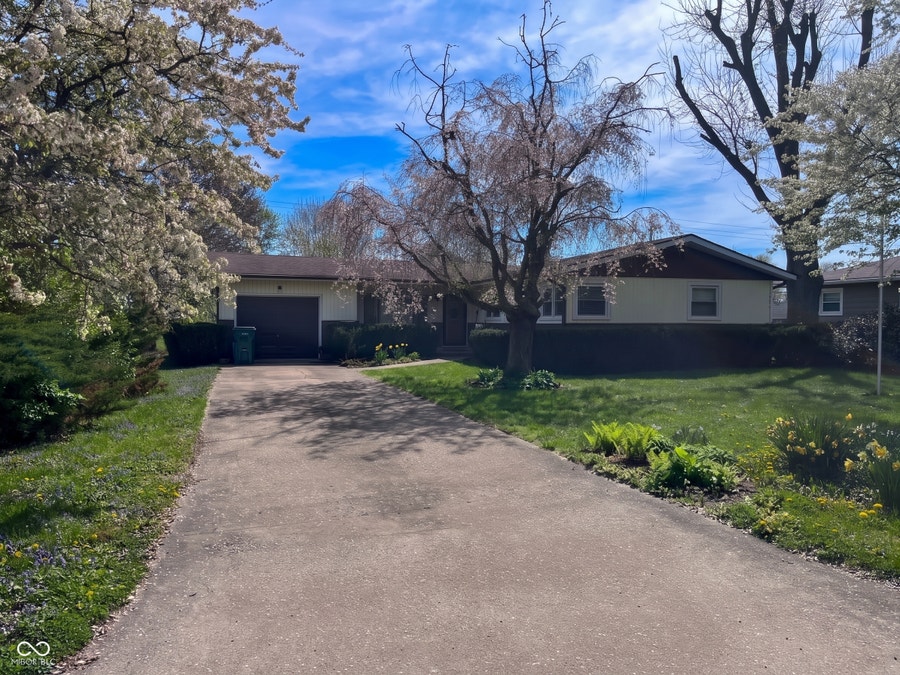 Property photo for 8 Eastgate Drive, Crawfordsville, IN
