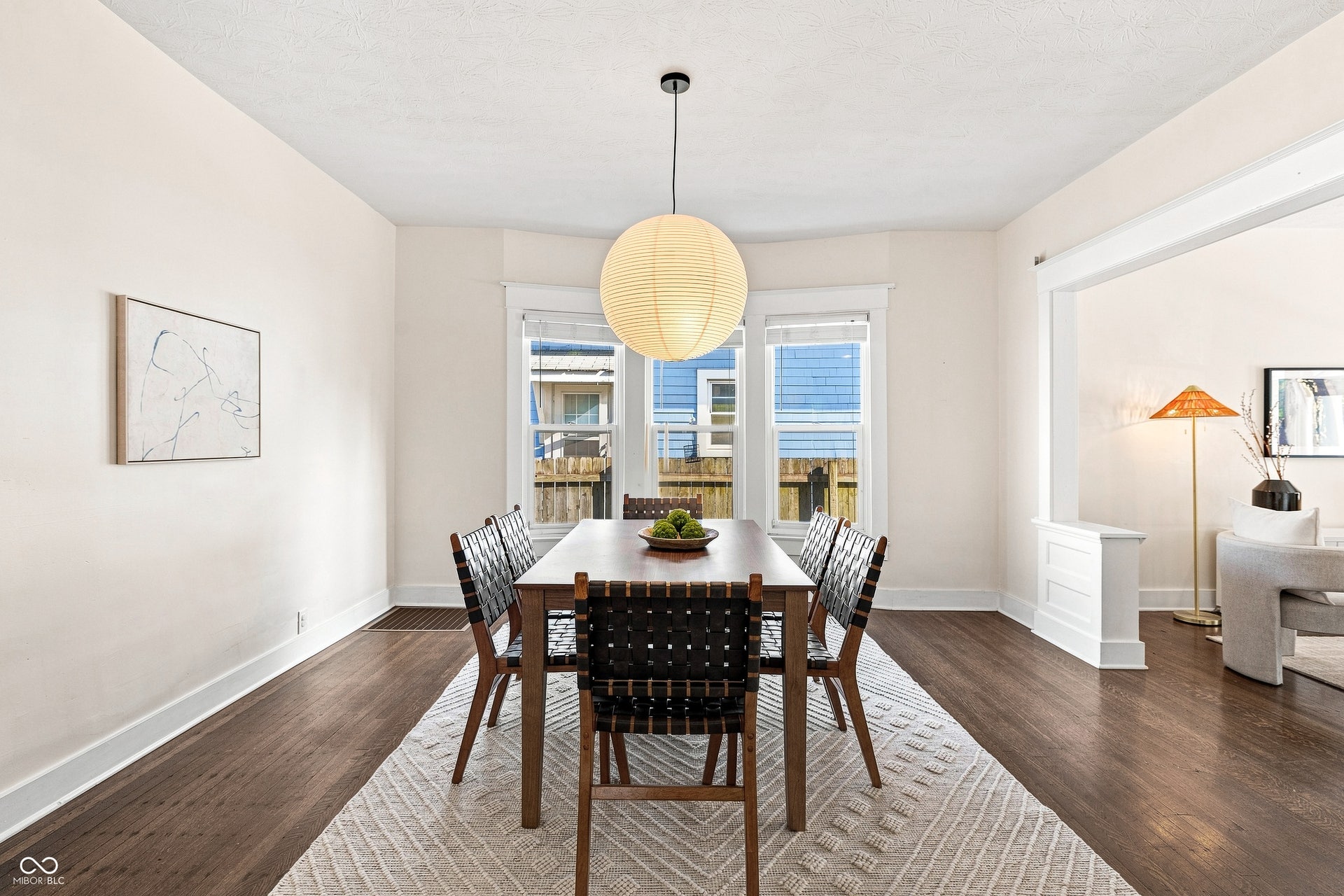 952 Eastern Avenue, Indianapolis, IN 46201 All the style in this dinning room