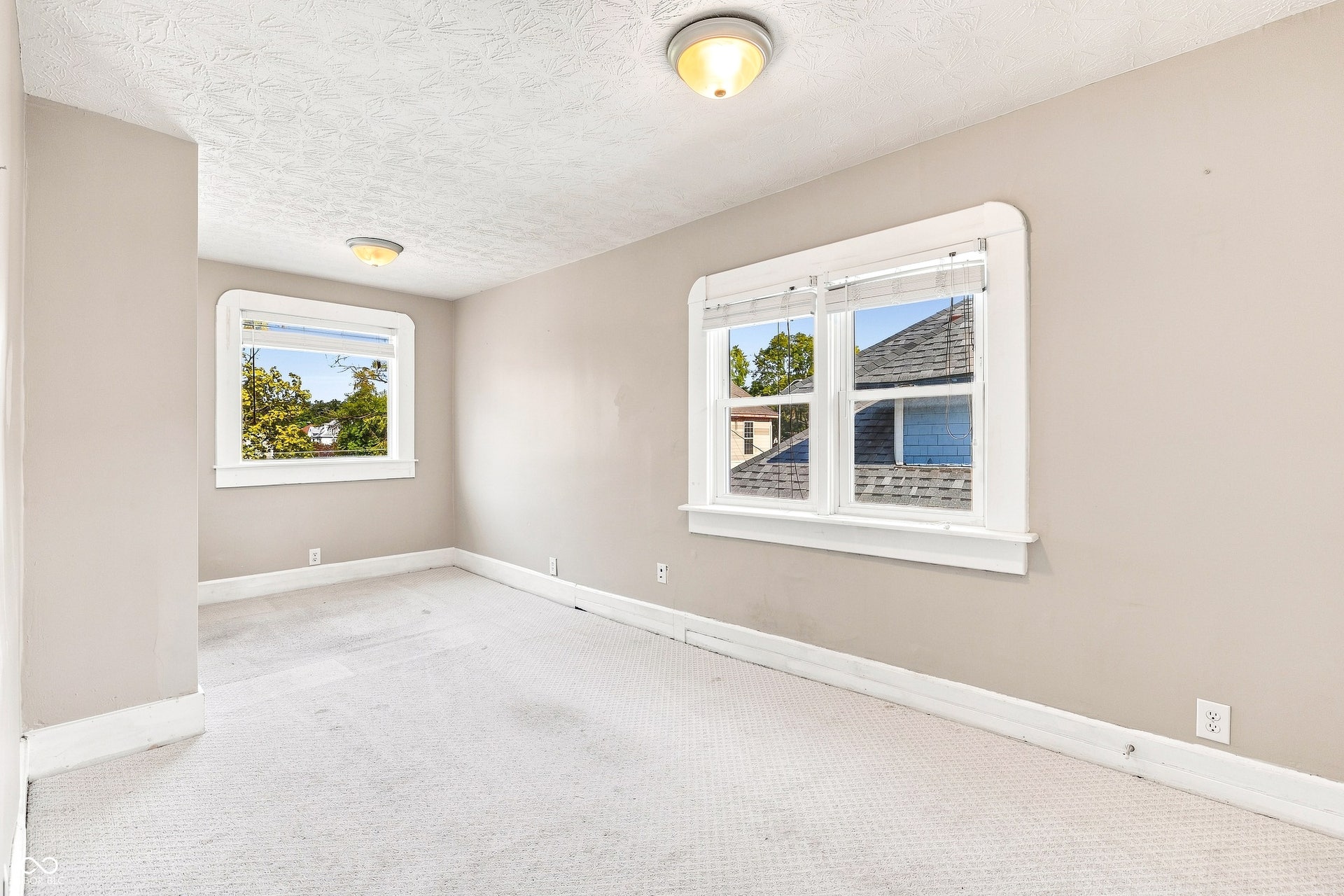 952 Eastern Avenue, Indianapolis, IN 46201 Bed 2 with connecting closet for a perfect nursery or office