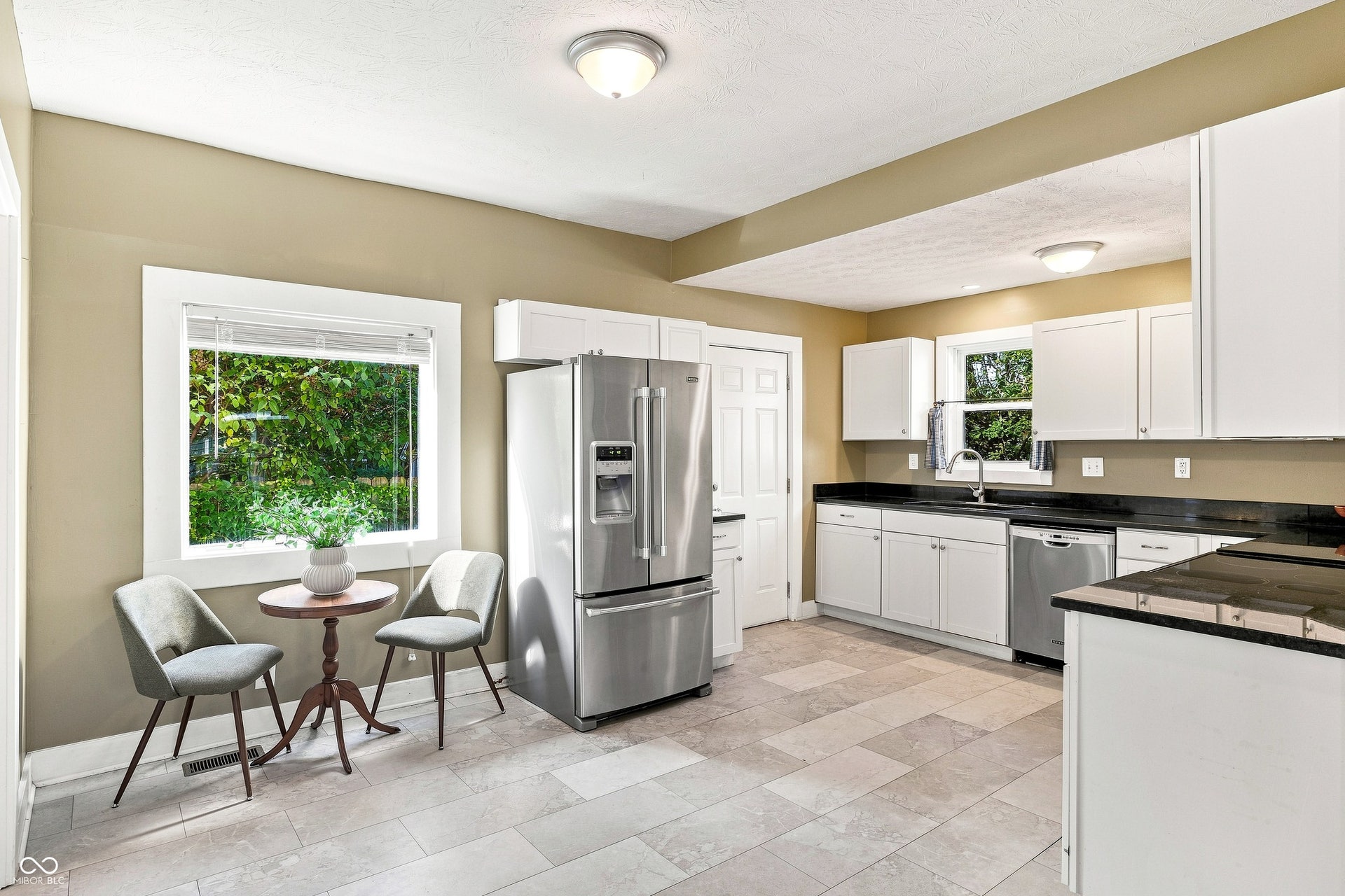 952 Eastern Avenue, Indianapolis, IN 46201 Kitchen has been thoughtfully re-designed with eat-in space