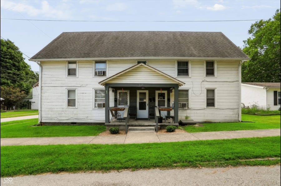 Property photo for 227 E Pine Street, Knightstown, IN