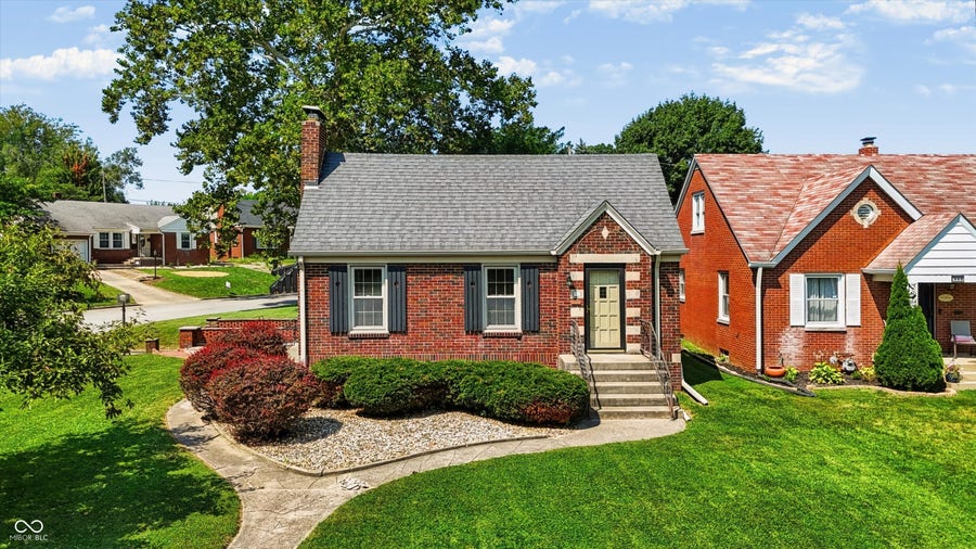 Property photo for 902 Ellenberger Parkway West Parkway, Indianapolis, IN
