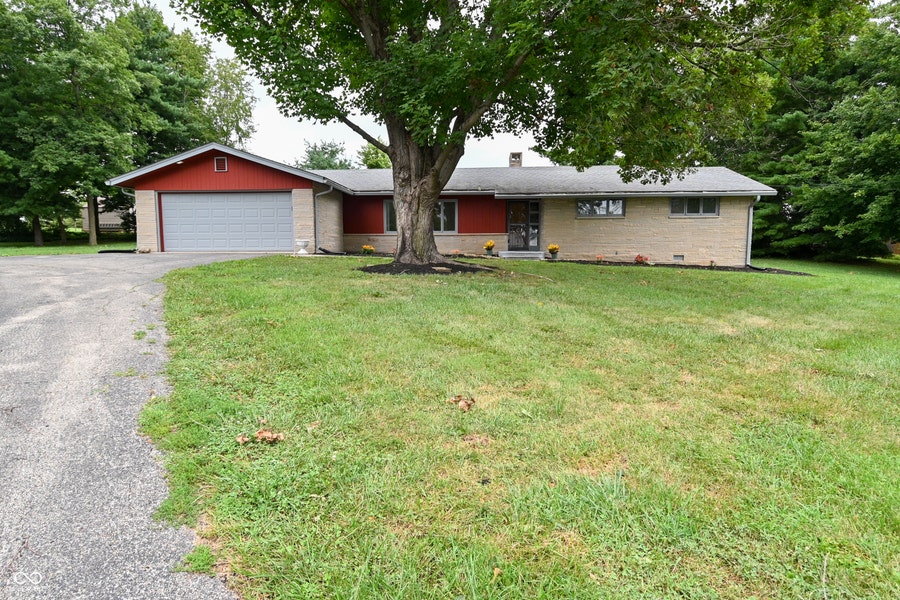 Property photo for 116 Hadley Woodland, Mooresville, IN