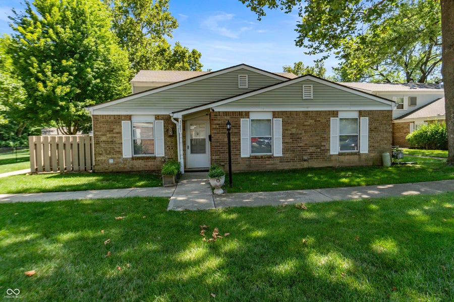 Property photo for 8283 Hewlet Drive, Indianapolis, IN