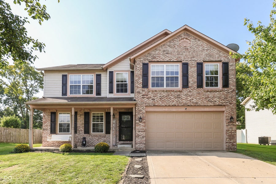 Property photo for 919 Angus Lane, Indianapolis, IN