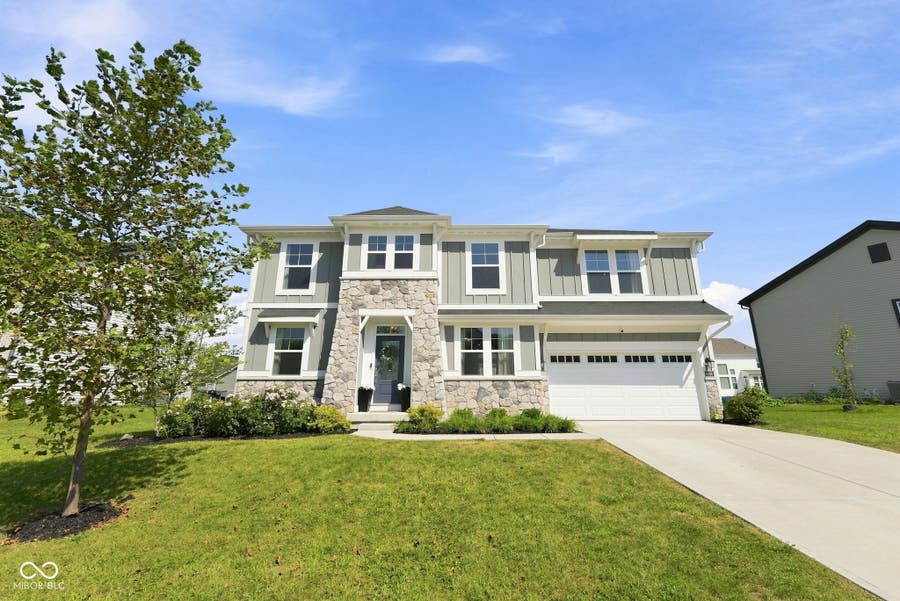 Property photo for 9936 Deep Royal Way, Indianapolis, IN