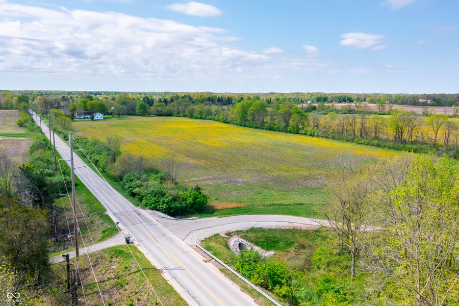 Property photo for 7840 S County Road 850 E, Zionsville, IN