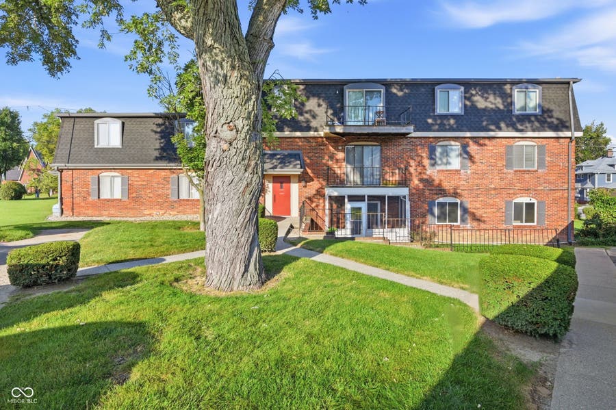 Property photo for 320 Elmead Court, Greenwood, IN