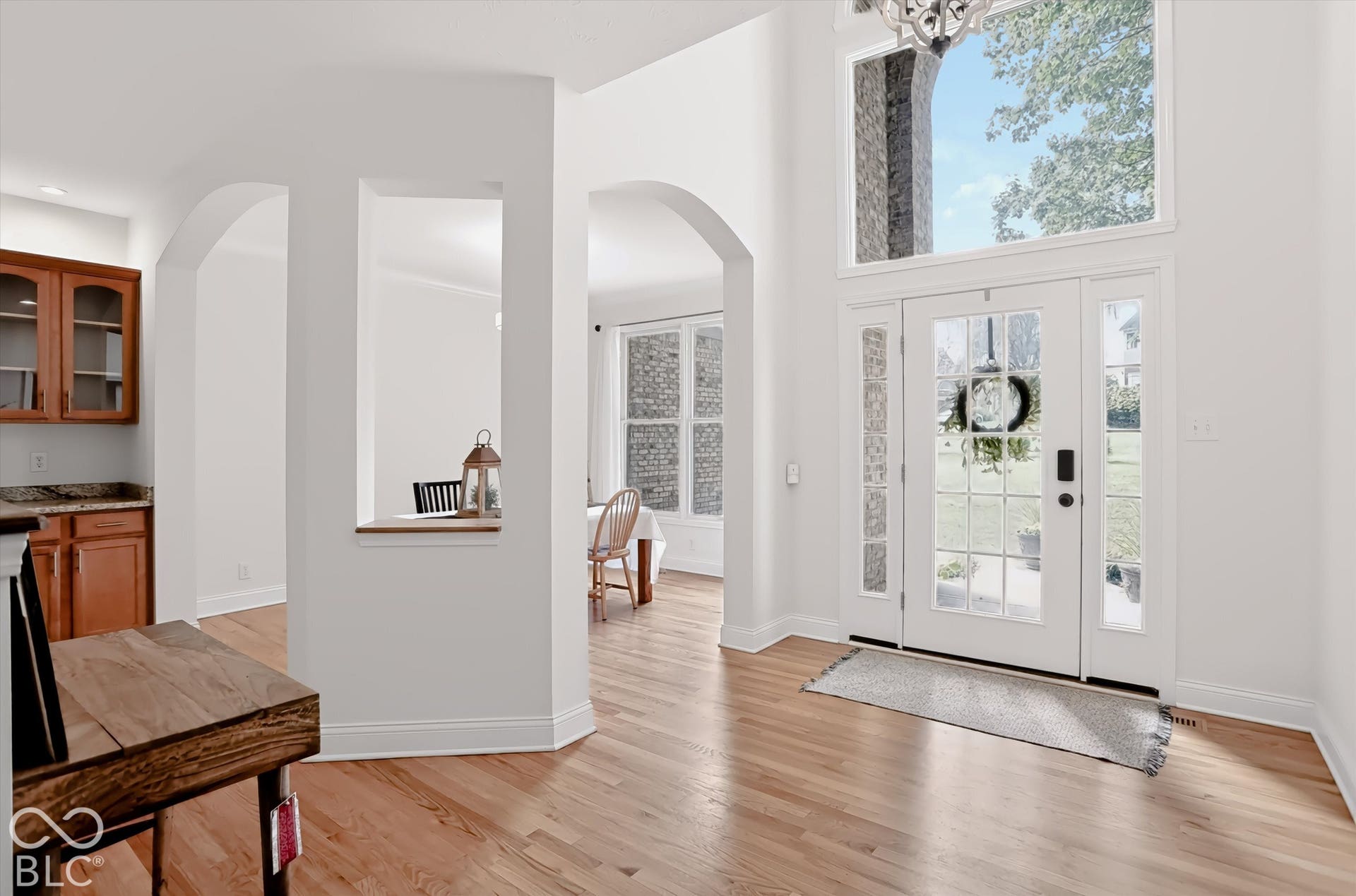 1040 Sullivans Ridge, Zionsville, IN 46077