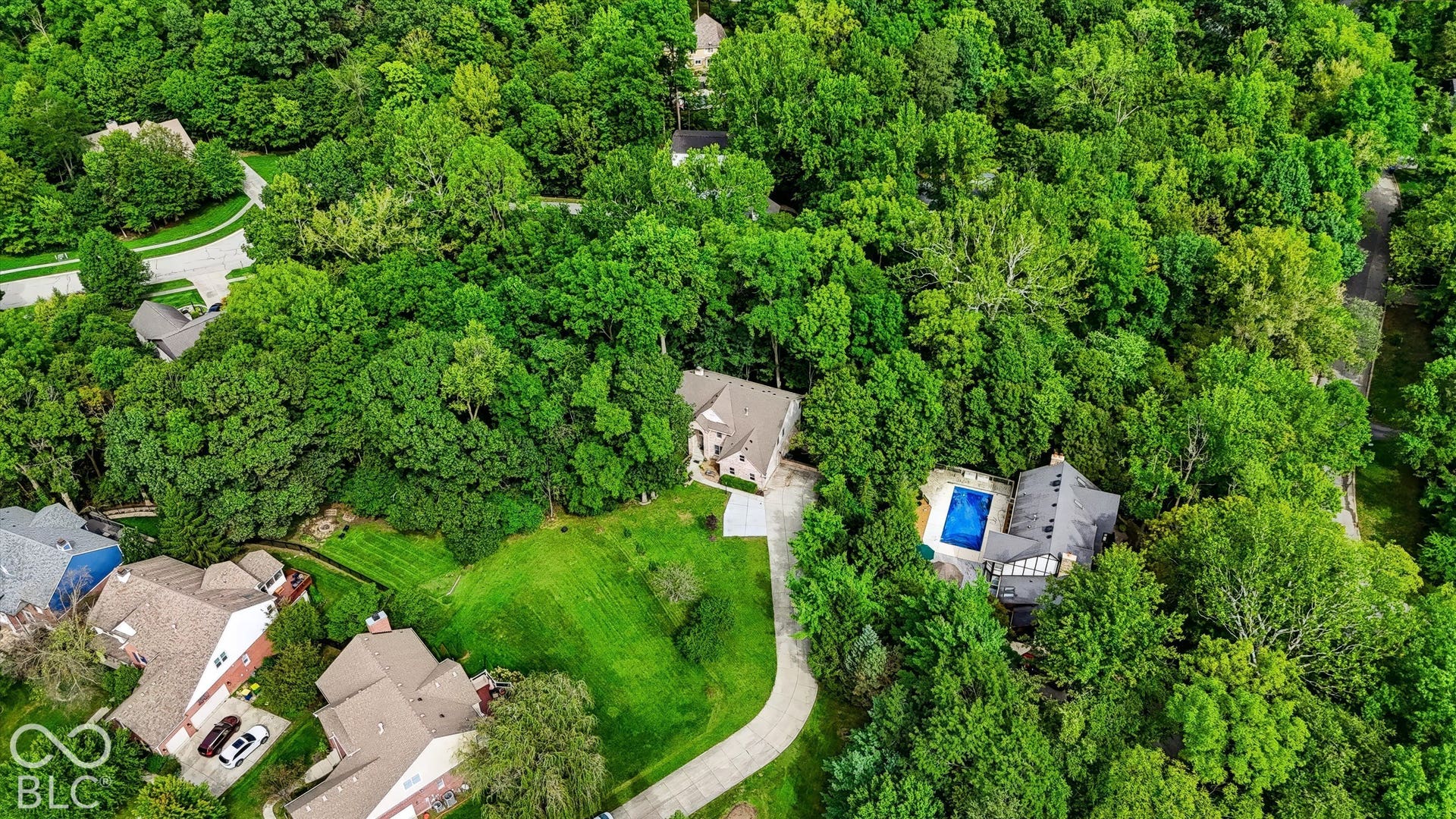 1040 Sullivans Ridge, Zionsville, IN 46077