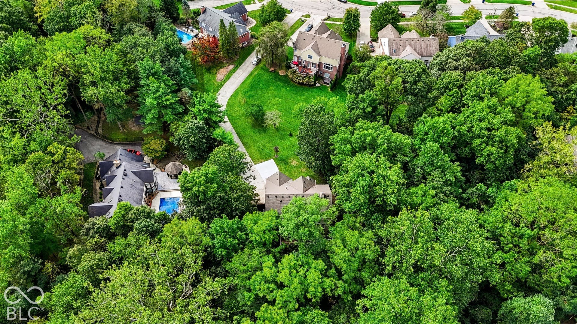 1040 Sullivans Ridge, Zionsville, IN 46077