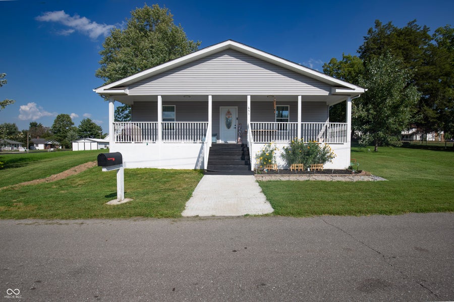 Property photo for 651 Union Street, Hope, IN