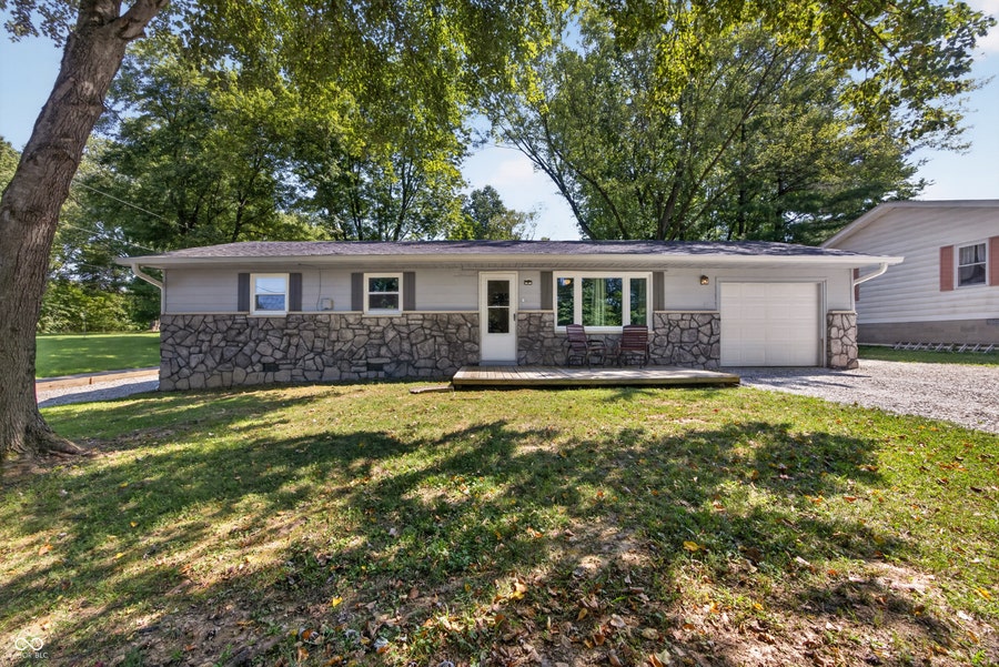 Property photo for 102 Juliet Lane, Bedford, IN