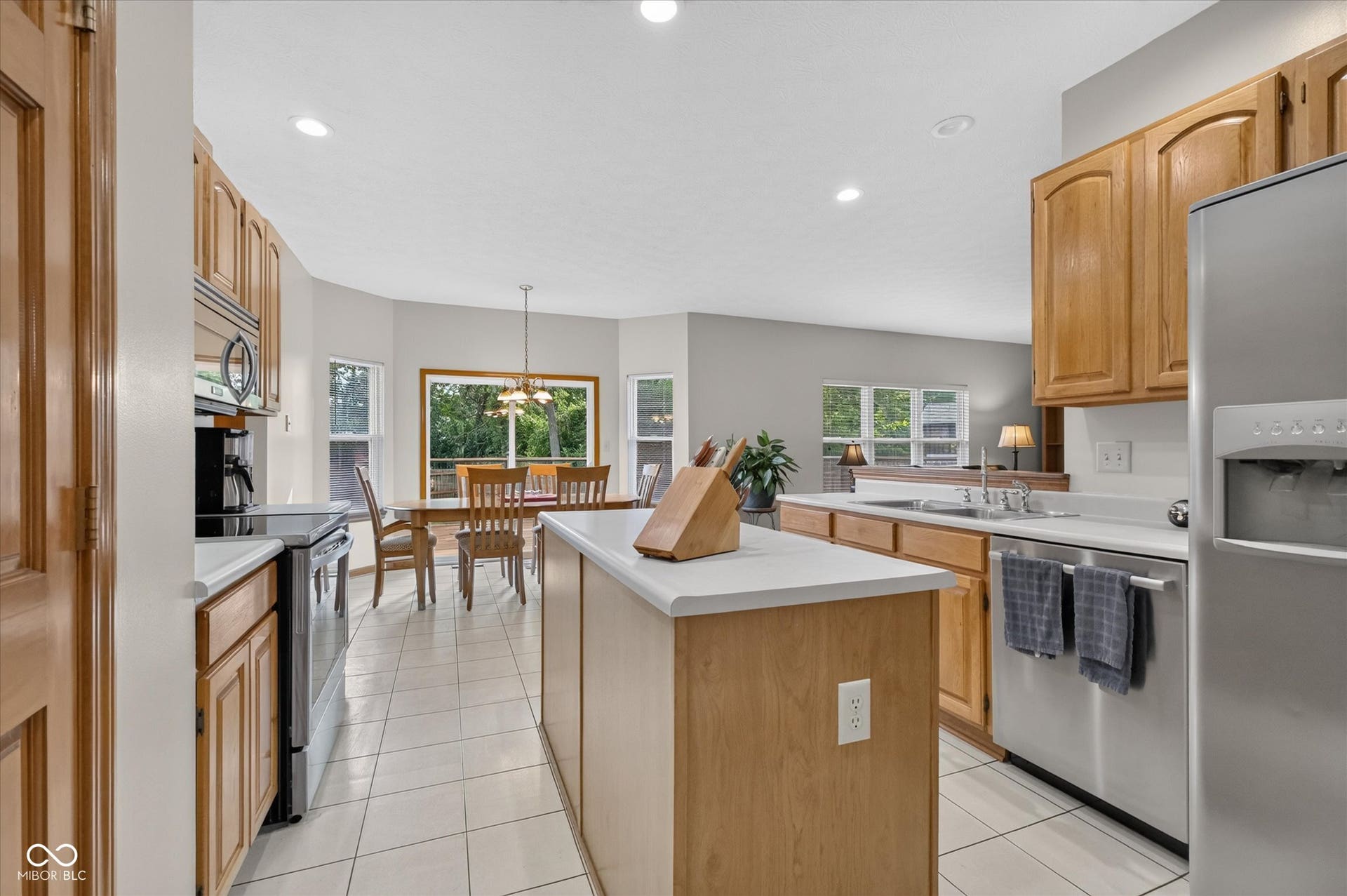 6781 Fieldstream Drive, Plainfield, IN 46168