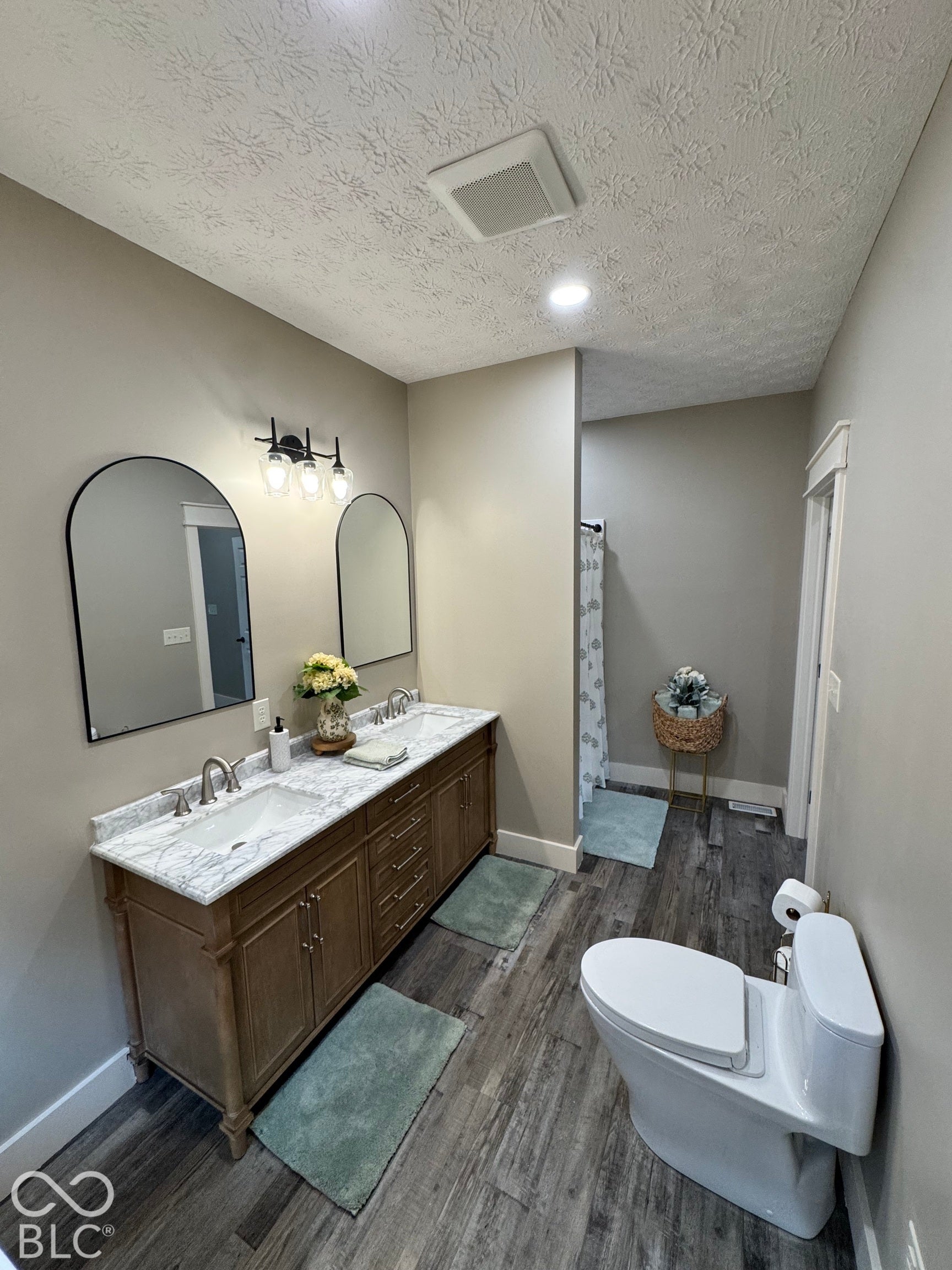 2 E Franklin Street, Saint Paul, IN 47272