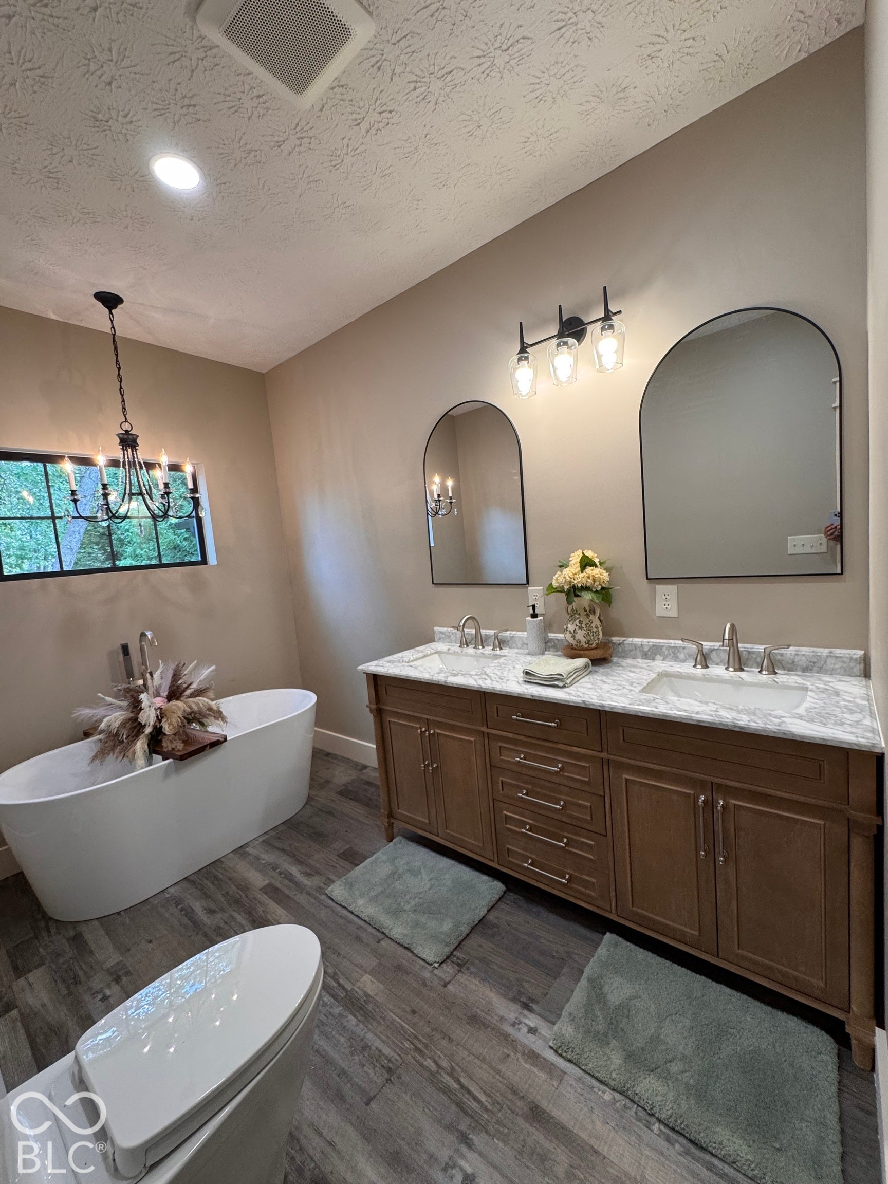 2 E Franklin Street, Saint Paul, IN 47272
