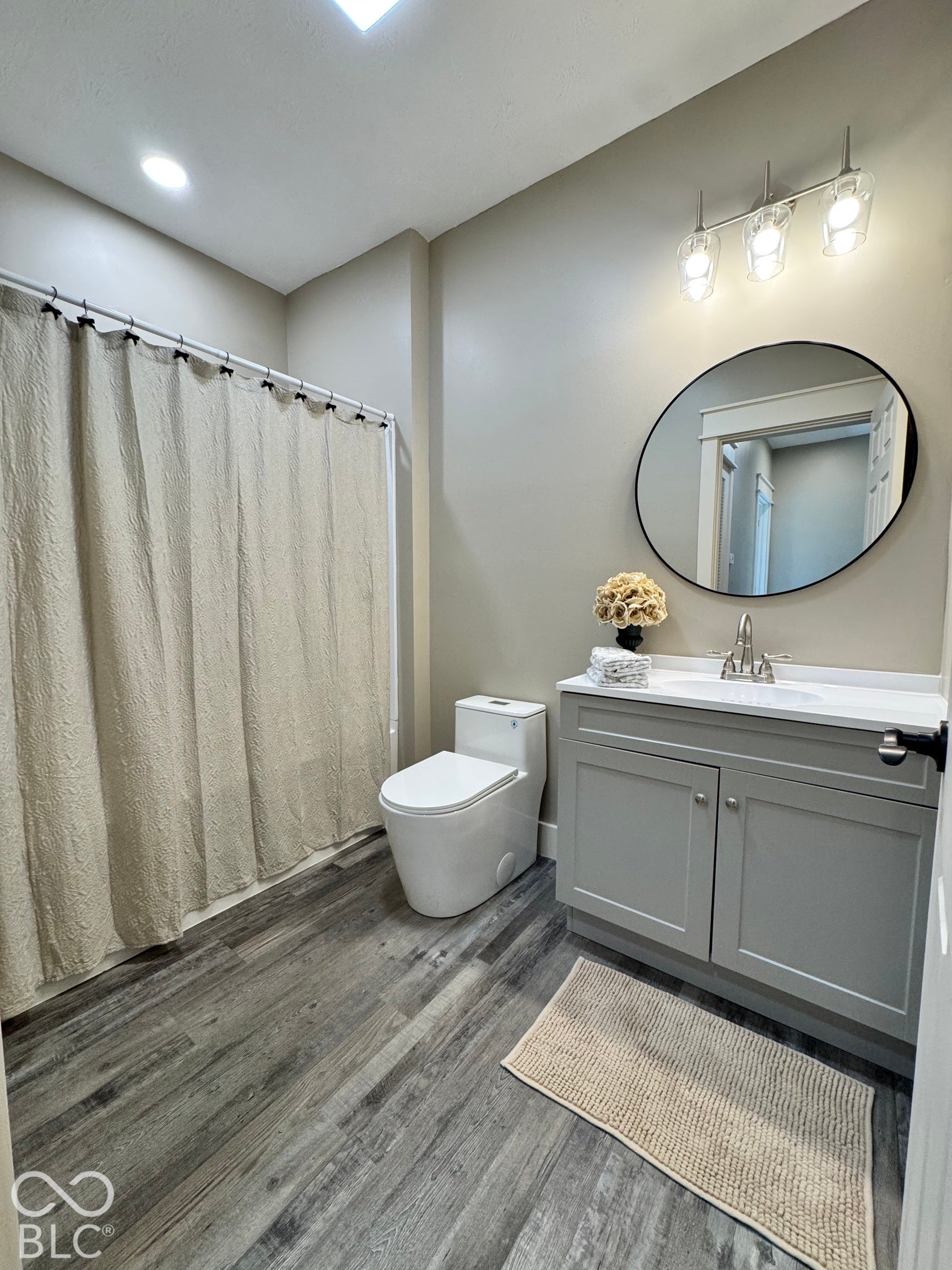 2 E Franklin Street, Saint Paul, IN 47272