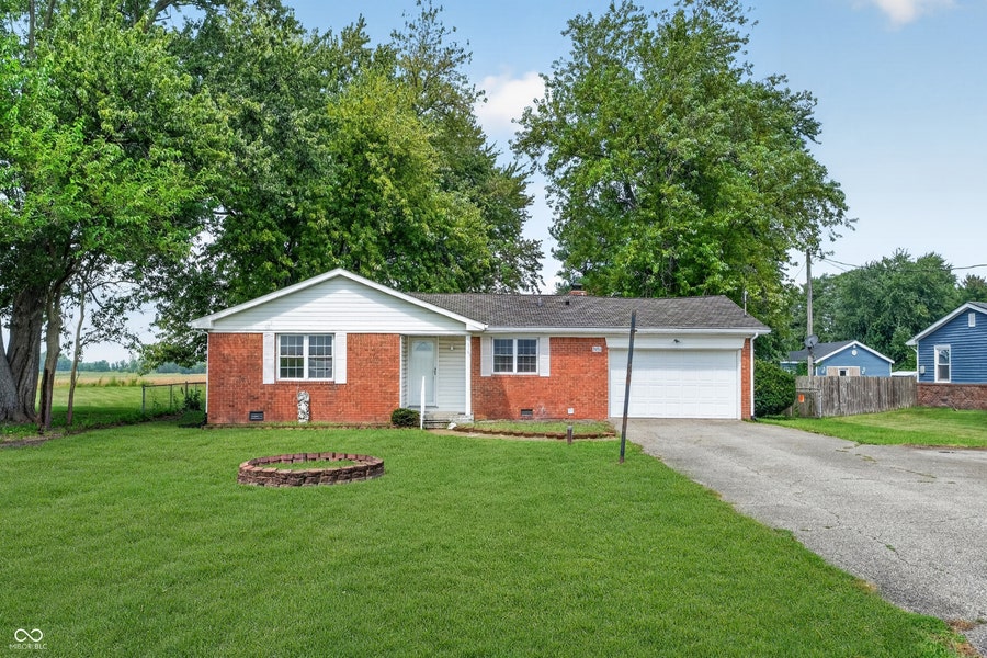 Property photo for 2656 E County Road 900 N, Pittsboro, IN