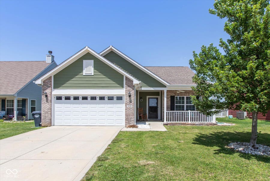 Property photo for 898 Briarstone Drive, Greenwood, IN