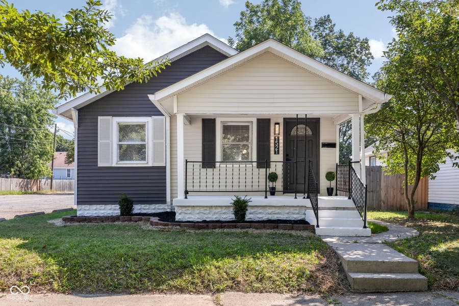 Property photo for 1521 N Gladstone Avenue, Indianapolis, IN