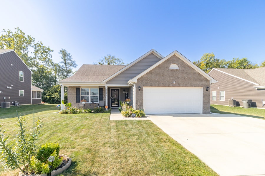 Property photo for 10041 James Run Drive, Indianapolis, IN