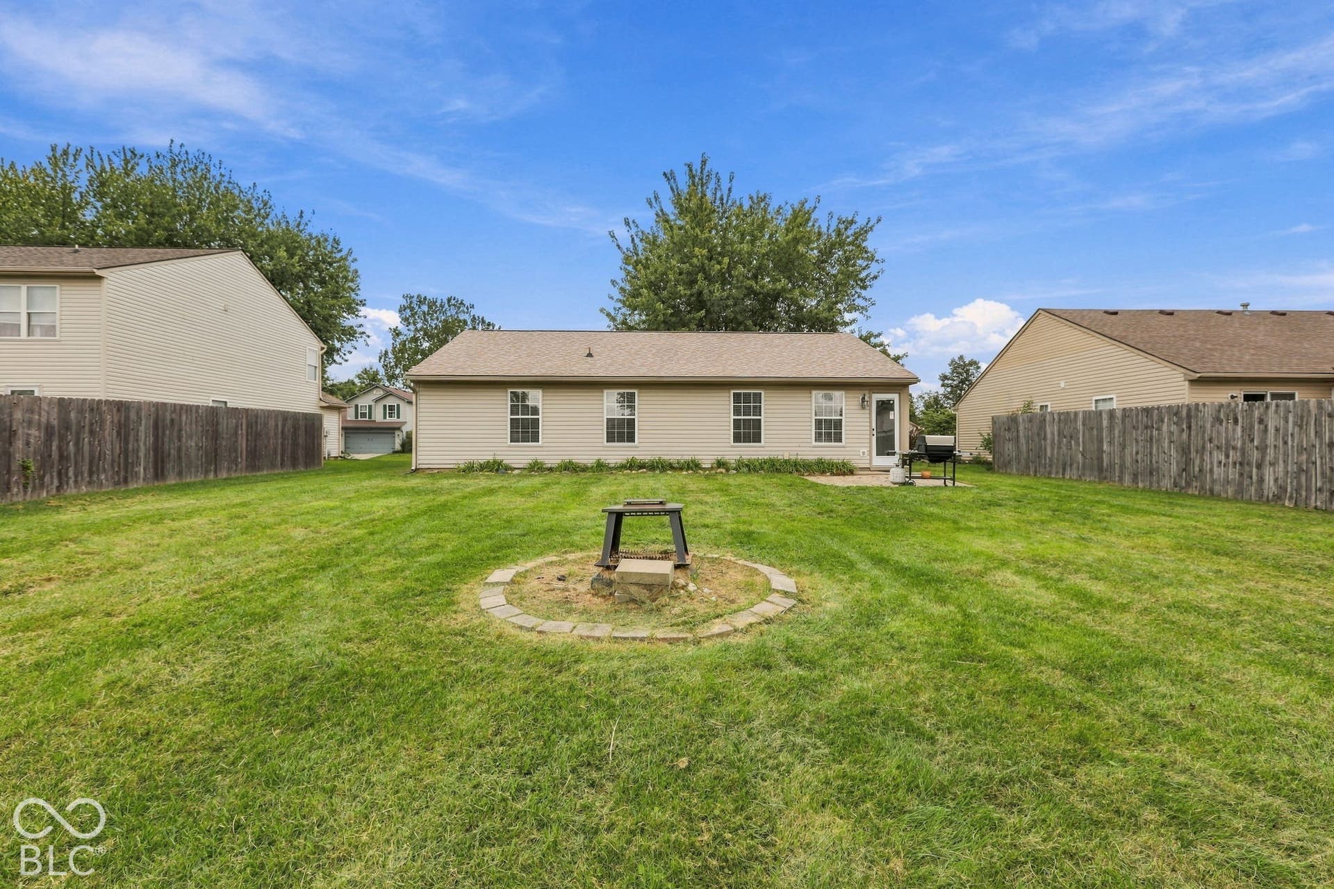 18084 Sanibel Circle, Westfield, IN 46062 18084 Sanibel Circle, Westfield, IN 46062