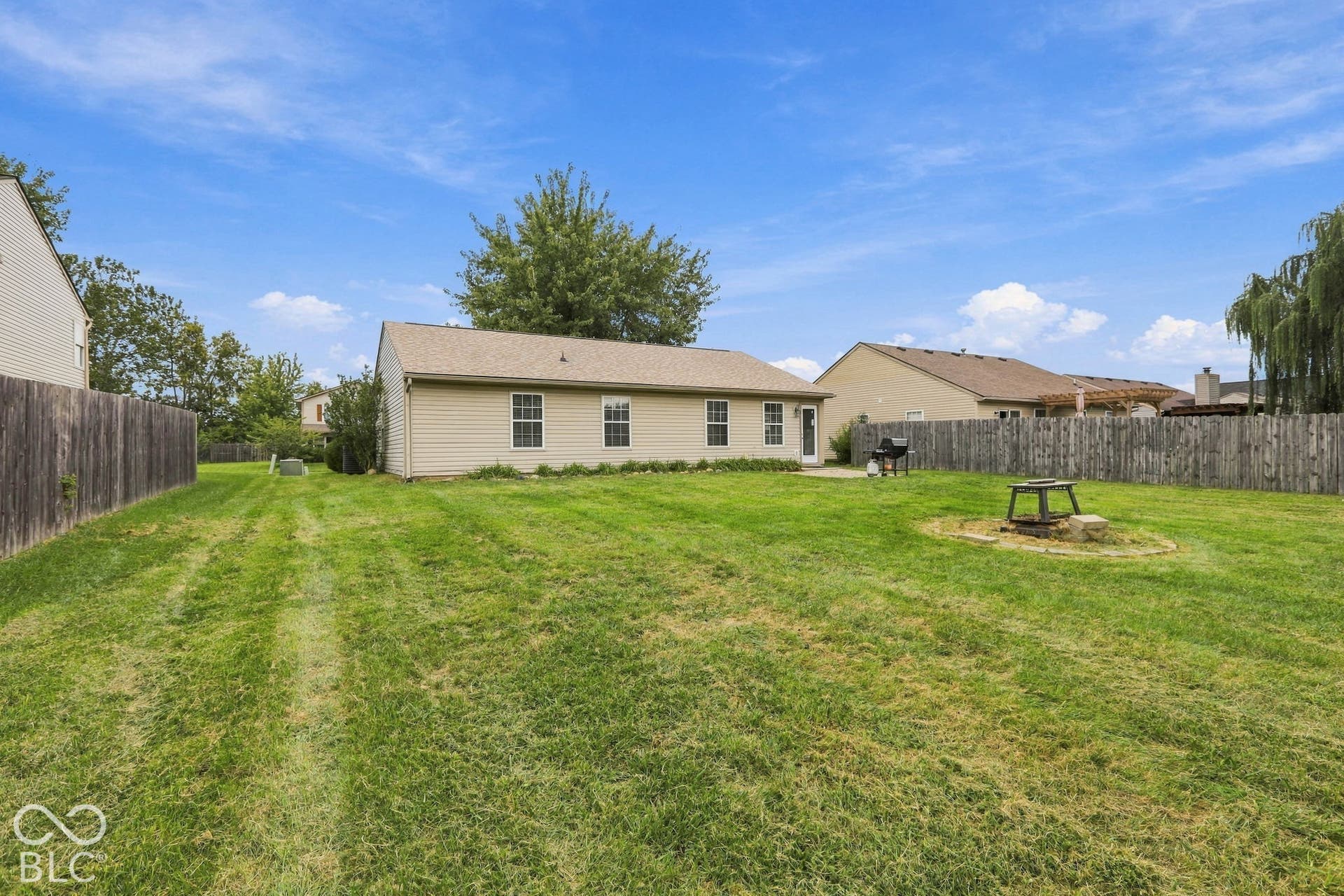 18084 Sanibel Circle, Westfield, IN 46062 18084 Sanibel Circle, Westfield, IN 46062