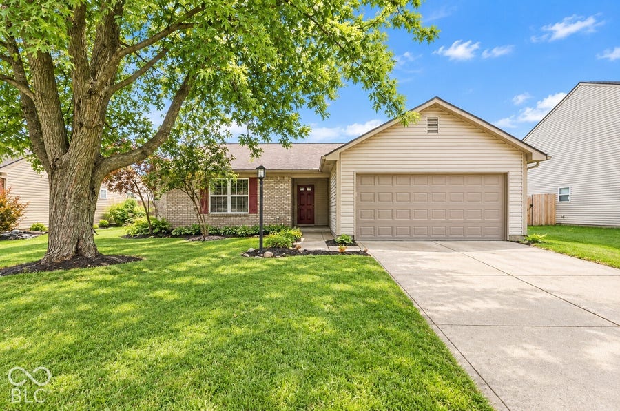 Property photo for 18084 Sanibel Circle, Westfield, IN