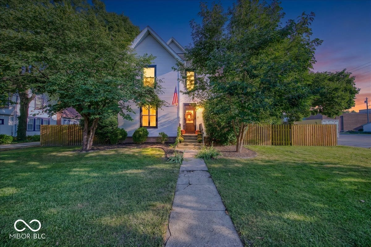 411 E Main Street, Plainfield, IN 46168