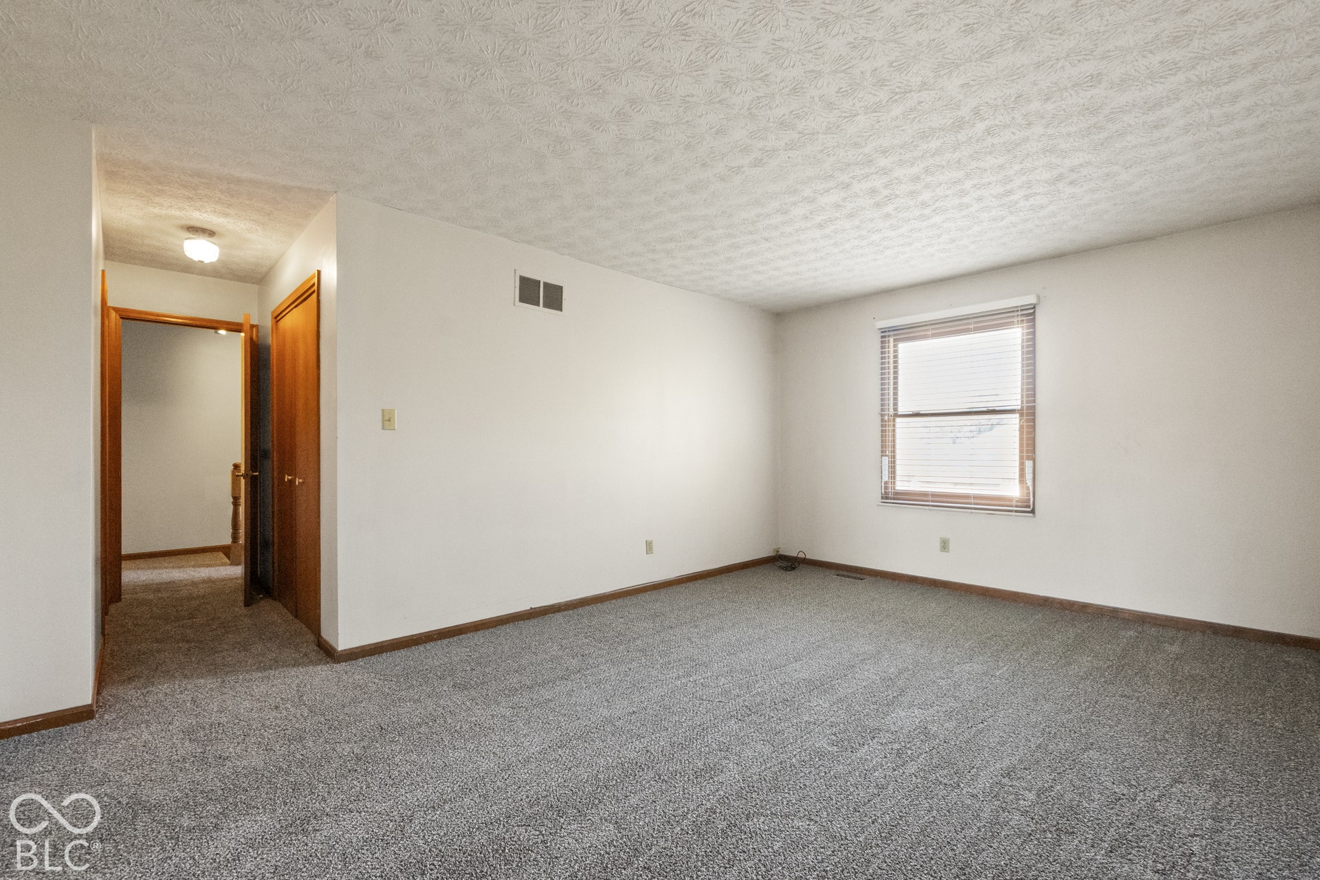 6249 Apache Drive, Indianapolis, IN 46254 6249 Apache Drive, Indianapolis, IN 46254