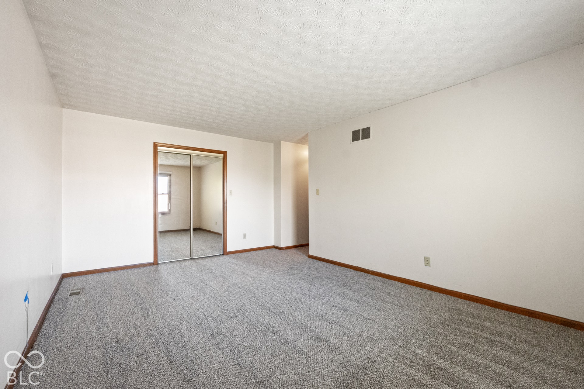 6249 Apache Drive, Indianapolis, IN 46254 6249 Apache Drive, Indianapolis, IN 46254