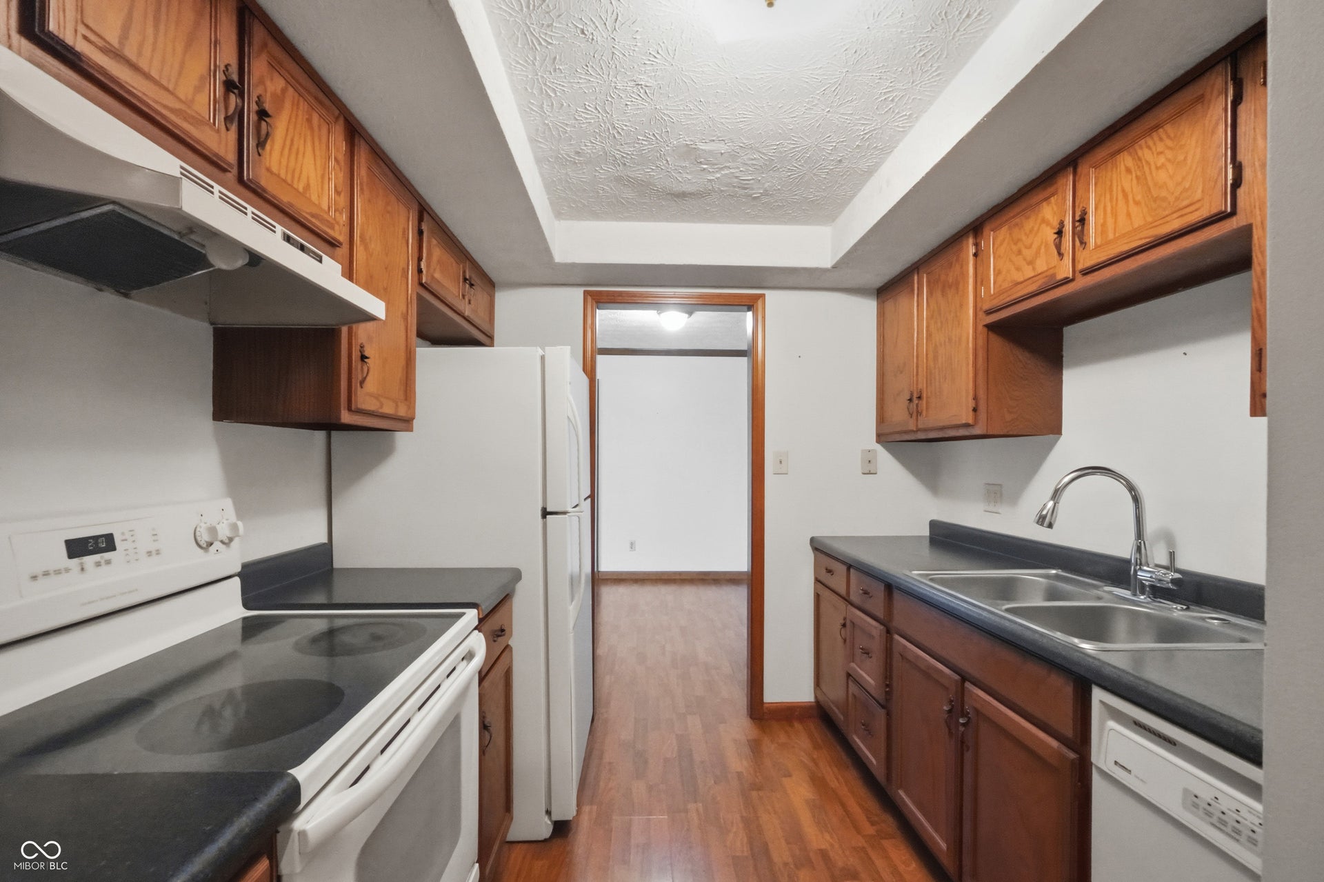 6249 Apache Drive, Indianapolis, IN 46254 6249 Apache Drive, Indianapolis, IN 46254