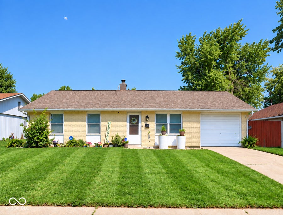 Property photo for 9944 Catalina Drive, Indianapolis, IN