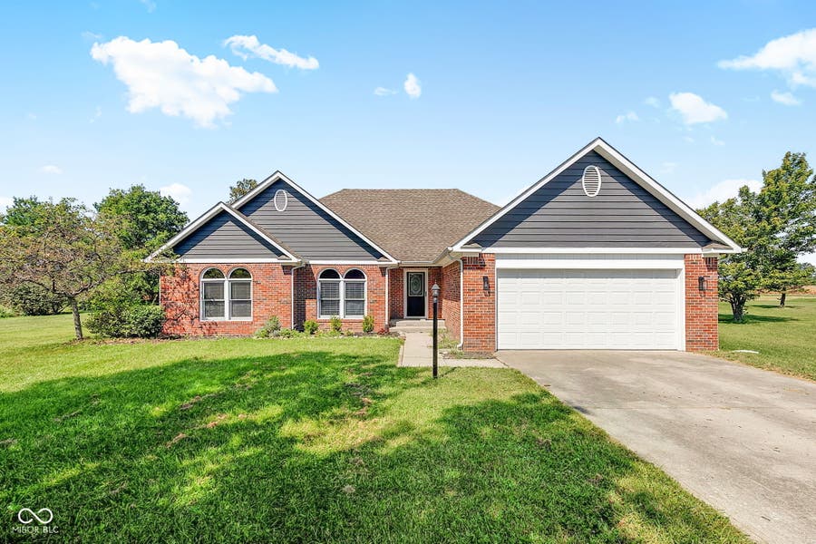Property photo for 5896 N Red Oak Drive, Greenfield, IN