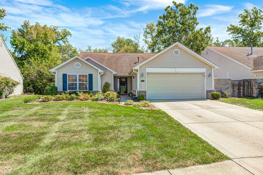 Property photo for 8187 Burnett Boulevard, Avon, IN