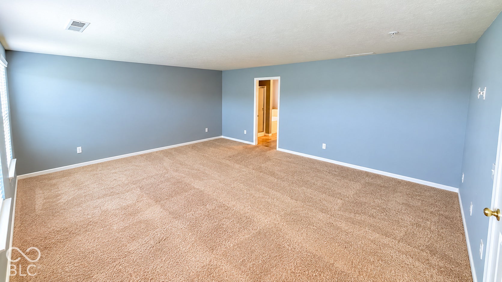 2909 Pointe Bay Road, Indianapolis, IN 46229