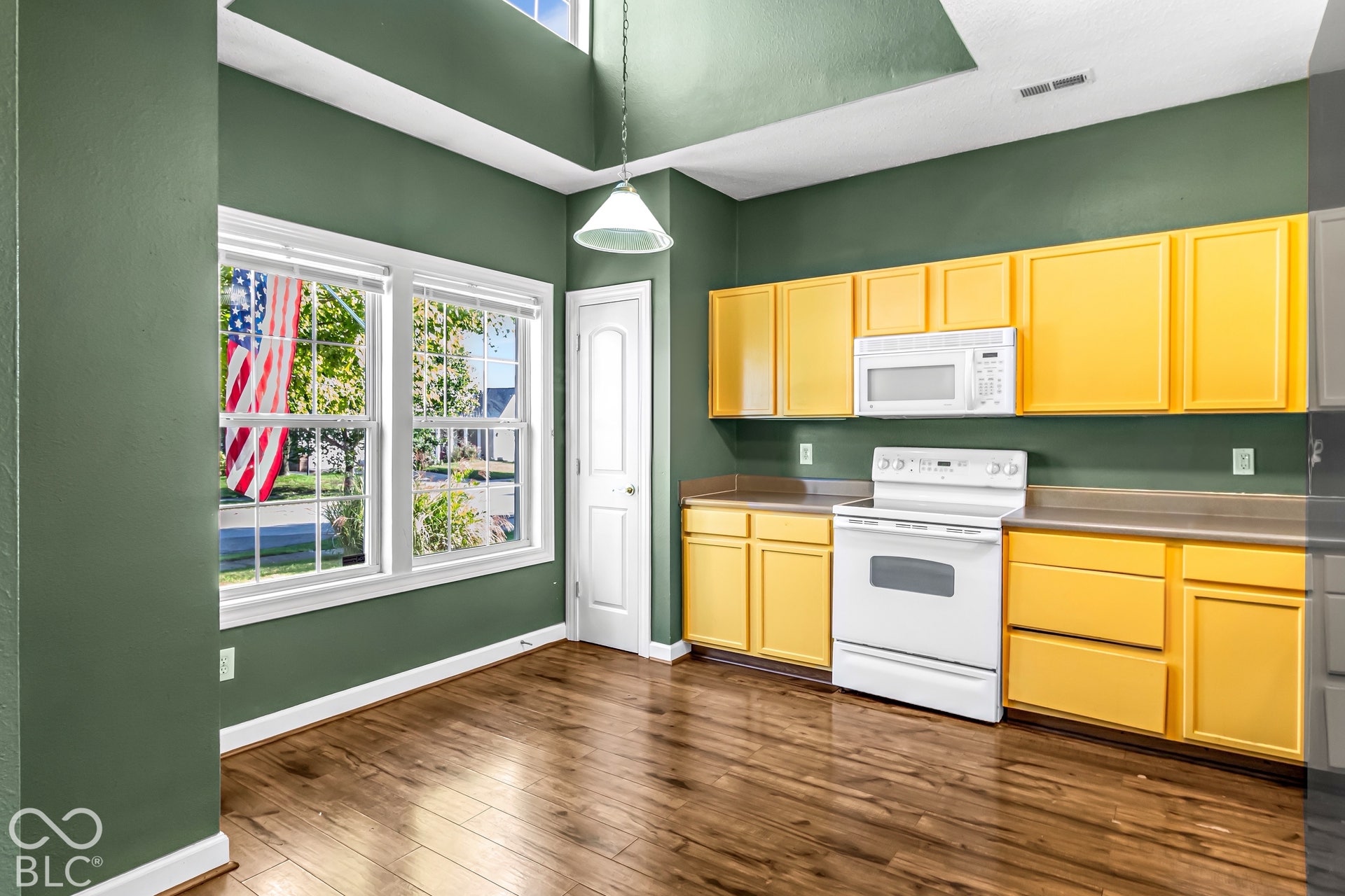 7841 Meadow Rue Road, Noblesville, IN 46062