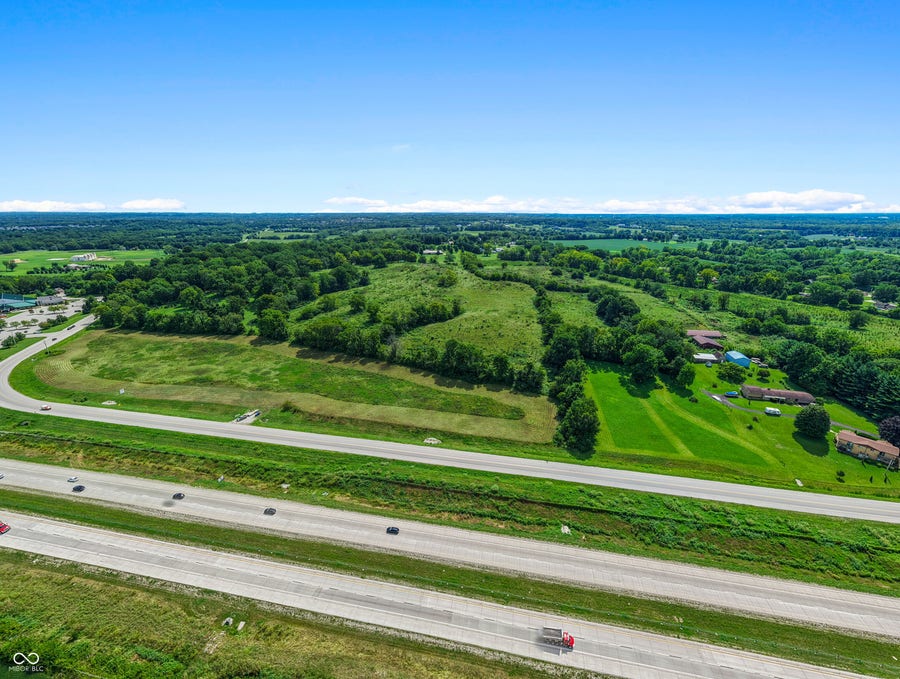 Property photo for 150 Bluff Creek Parkway, Greenwood, IN