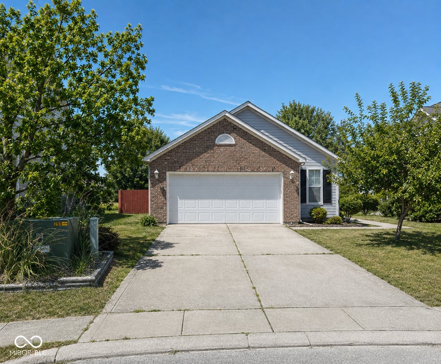 Property photo for 7226 Parklake Circle, Indianapolis, IN